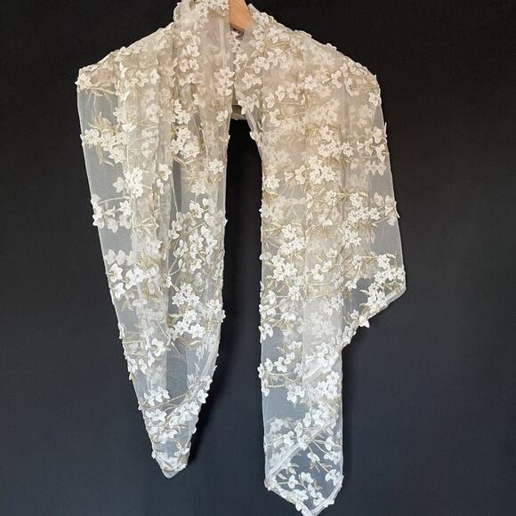 Elegant Floral Lace Curtain With Delicate Embroidery detail elegant - Picture 1 of 5